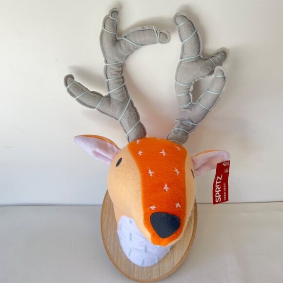 Felt Christmas Deer Head Wall Decor Orange and Gray deer head Decor - Picture 1 of 10